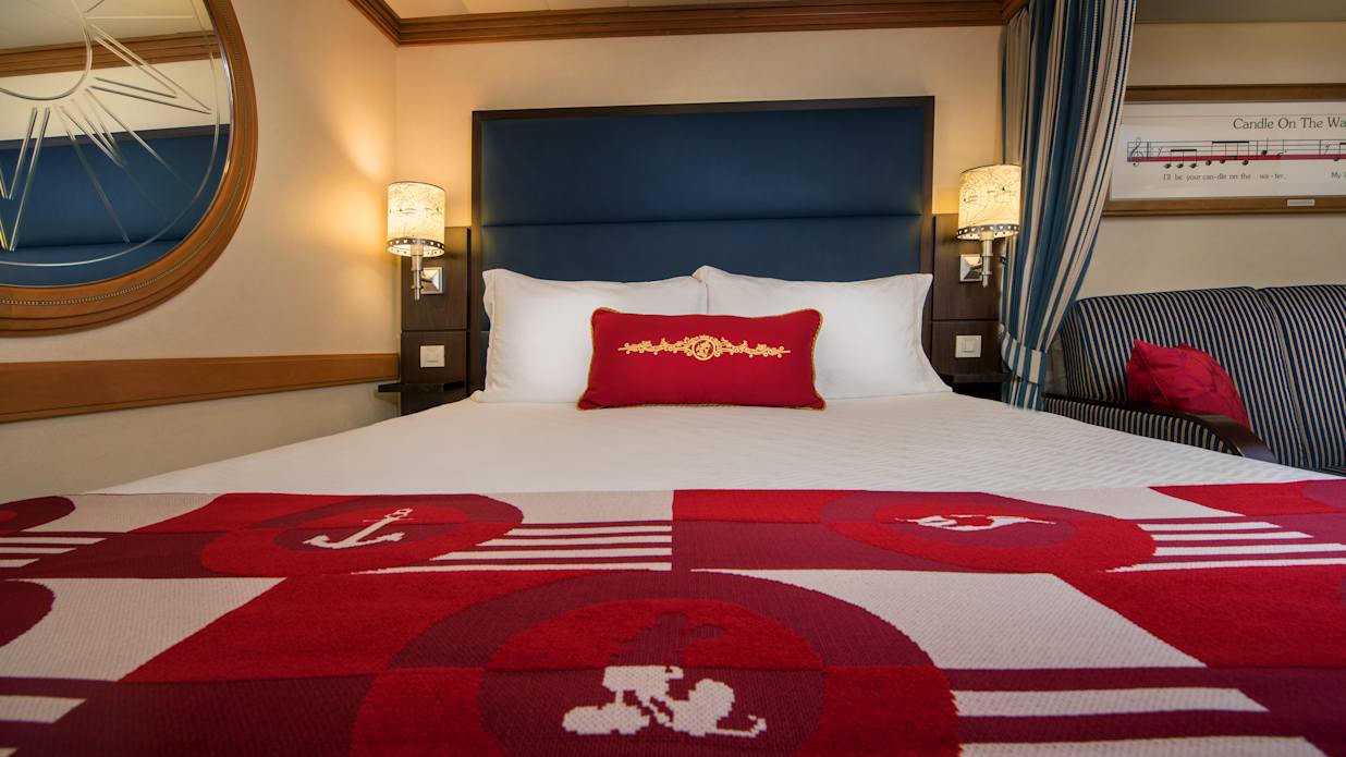 Deluxe Inside Stateroom, Disney Magic